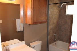 home-for-sale-round-rock-bathroom